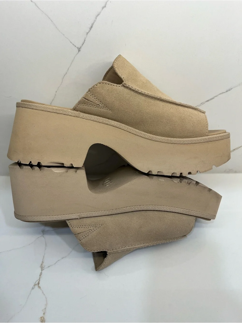 UGG Suede Platform Slide Sandals Camel Tan Square Toe Wedge Slides Sz 9